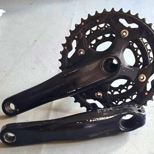 Shimano triple crankset 175mm - triple,
