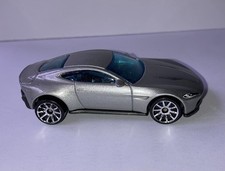 HOT WHEELS ASTON MARTIN DB10 SILVER BLUE NICE CAR 1:64 SEE PHOTOS 2015
