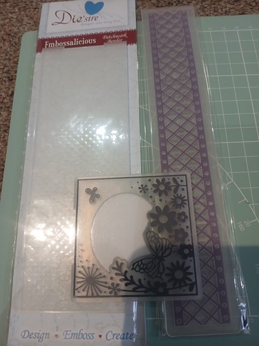 Bundle embossing folders - of,