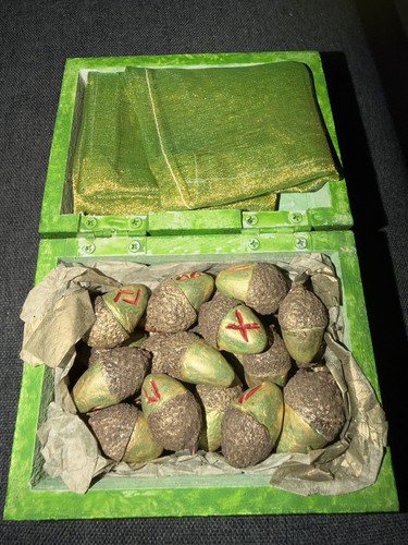 Pagan acorn rune set - set, 25