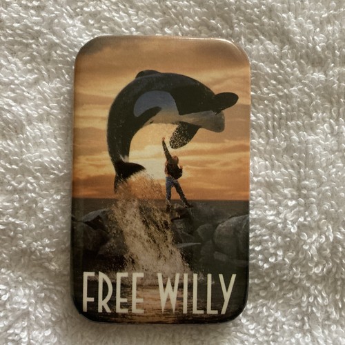 Free willy pin back - willy,