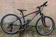 Specialized Hotrock 24" wheel kids mountain bike, 13" aluminium frame, 21 speed