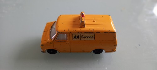 Dinky toys 412 bedford - toys,
