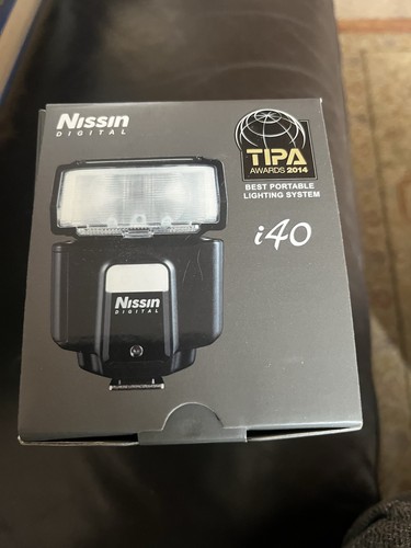 Nissin i40 digital - flash, gun