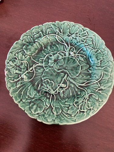 Antique green majolica - green,