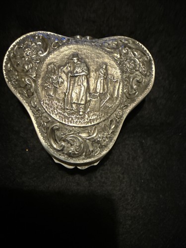 Large silver hallmarked snuff - large,