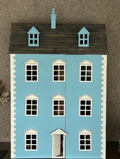 Dolls House Wooden 3 Storey 6