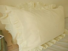 Traditional Frilled Pair