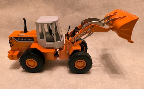 Fiat hitachi 130 - fiat-hitachi, travaux
