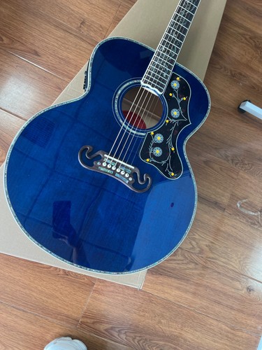 Jumbo size acoustic - jumbo, acoustic-electric