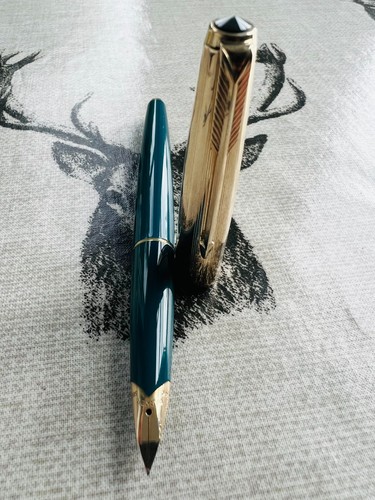 Parker fountain pen - parker, pen,14k