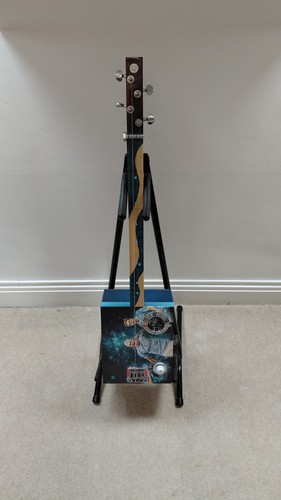 Cigar box guitar electric - cigar,