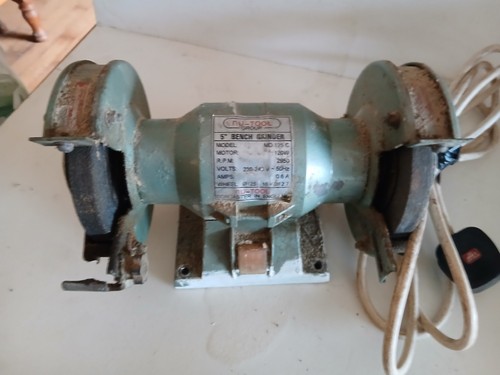 Tool group bench grinder - 5",