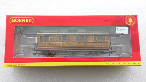 Hornby r40127 lner 1st class - lner,