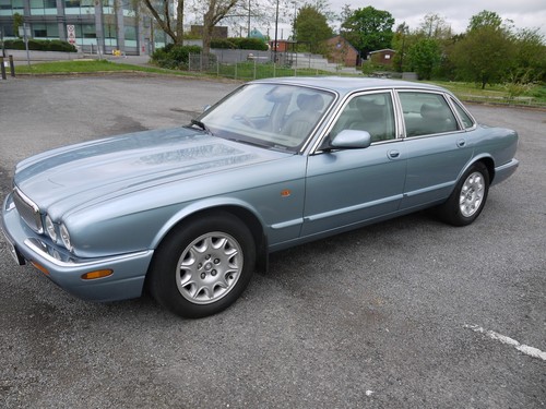 Jaguar xj8 - xj8, se