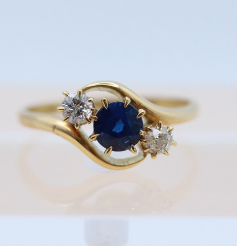 18ct yellow gold sapphire - yellow,