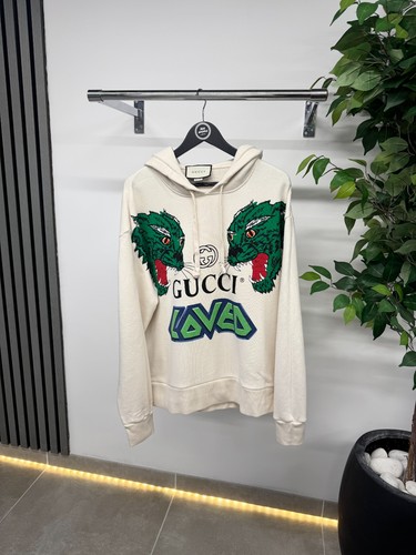 Gucci tiger print - gucci, loved