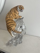 Franklin Mint Great Cats of the World porcelain Siberian Tiger on Crystal glass 