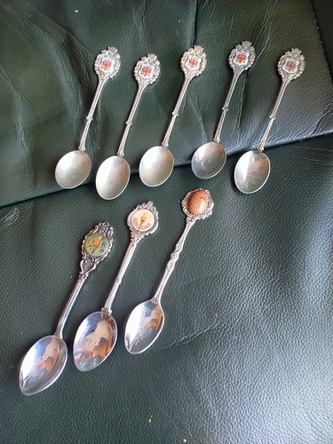 Small collectors spoons - 8,