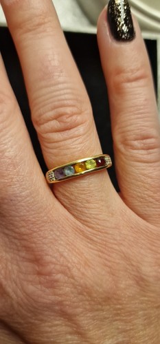 9ct gold ring with multi - with,