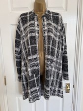 Joseph Ribkoff Grey And White