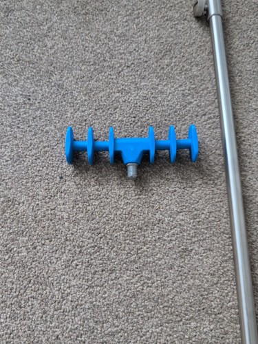 Feeder rod rest - feeder,