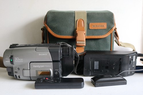 Sony handycam ccd trv24e - sony, ccd-trv24e