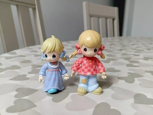 2002 precious moments - moments, play