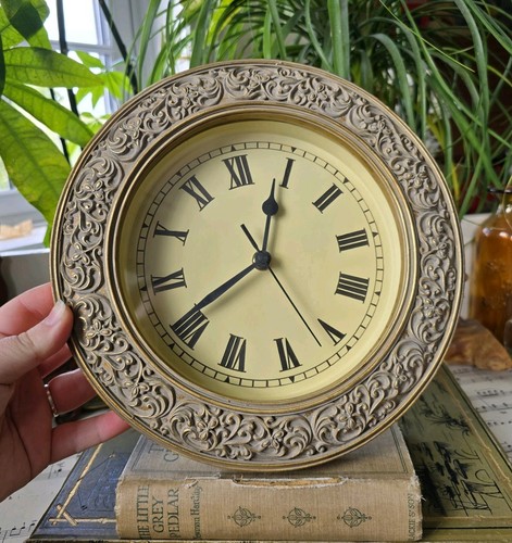 Vintage wall clock round - vintage,