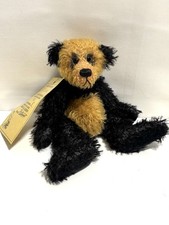 Crafty Bears Artist Bear by