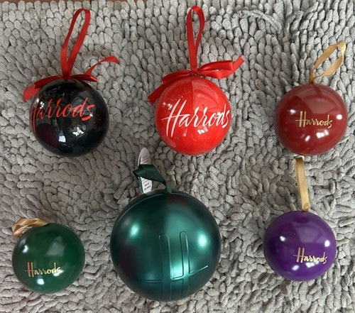 Harrods large bauble - ex,