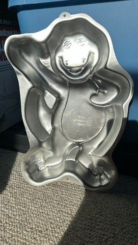 1993 barney vintage cake pan - 1993,