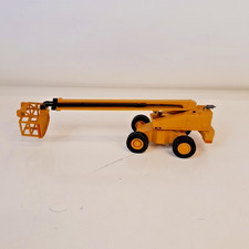 Vintage Grove M276 Manlift