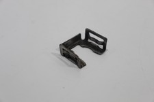 Audi A8 4E D3 Petrol Fuel Injector Retaining Securing Clip 077906037A