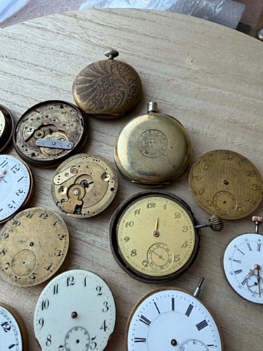 Large lot antique pocket watch - large,