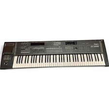 Roland JV 1000 76 Key Workstation 1993~95 Synthesiser Keyboard. Incl 2 Manuals.