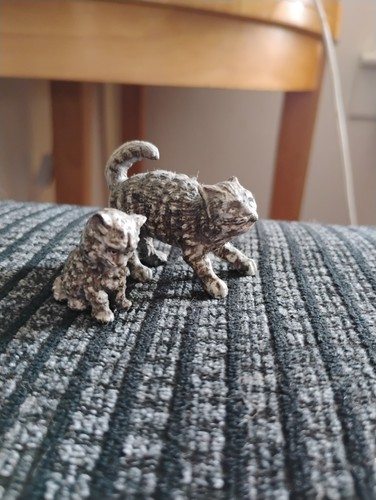 Cold painted bronze cat and - bronze,