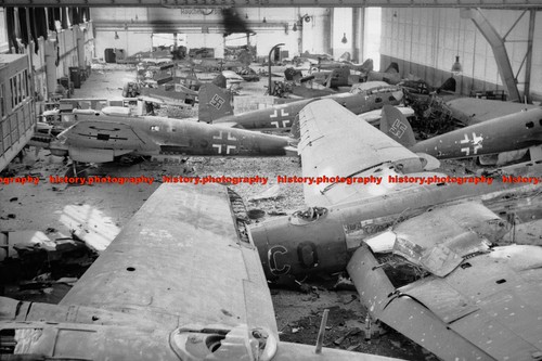 F008525 destroyed heinkel - f008525,