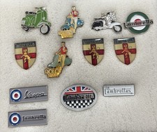 12 Scooters Pin Badges Vespa