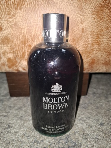 Molton brown russian - brown, leather
