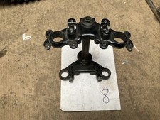 Yamaha RD80 LC2 30W Top And Bottom Yokes 