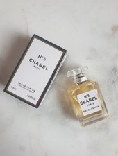 Chanel Miniture No° 5 Eau De Parfum - 7.5ml   (BRAND NEW)