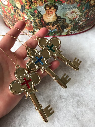 Delightful plastic gold - 3,