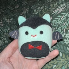 Mini Squishmallows Drake the Vampire Bat
