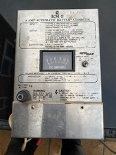 NEWMAR BOAT BATTERY CHARGER - 12 VOLT 8 AMP