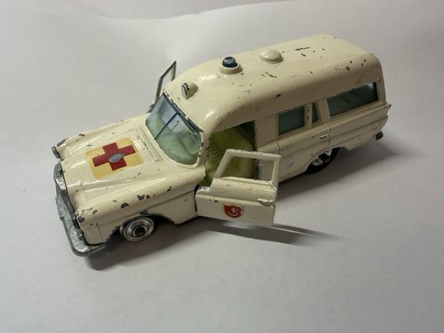 Matchbox king size mercedes - matchbox,