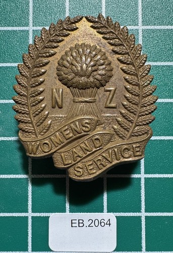 Womans new zealand land army - land,