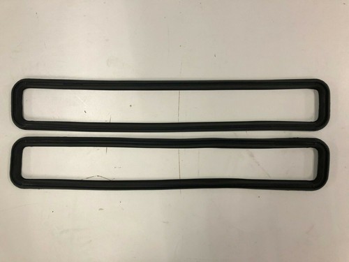 Bulkhead vent flap - bulkhead,