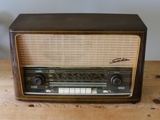 Vintage Saba Wildbad 9 Tube Radio