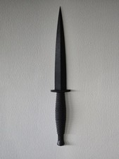 Commando dagger half wall - commando, /